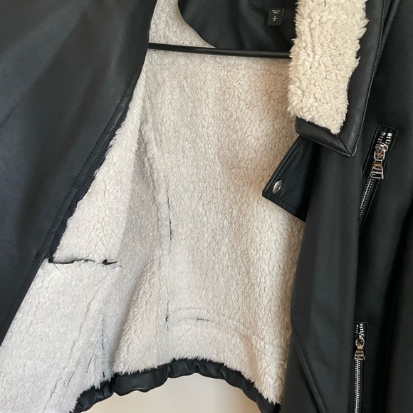 Express Sherpa Lined Faux Leather Jacket - Picture 3 of 6